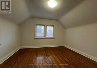 80 Vanbrugh Ave in Toronto, ON - Building Photo - Building Photo