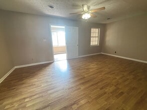 1301 S Alta Ave in Corbin, KY - Building Photo - Building Photo
