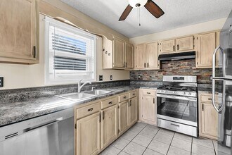 111 Hopper Dr in Summerville, SC - Building Photo - Building Photo