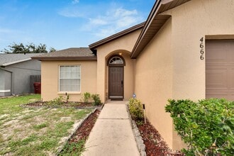 4666 Copper Ln in Plant City, FL - Foto de edificio - Building Photo