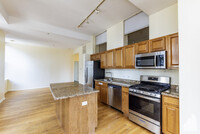 208 W Washington St, Unit 1911 in Chicago, IL - Building Photo - Building Photo