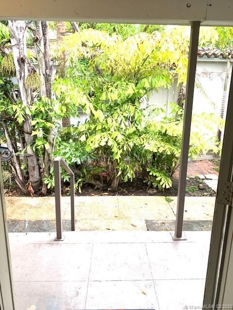 7885 Crespi Blvd-Unit -3 in Miami Beach, FL - Building Photo