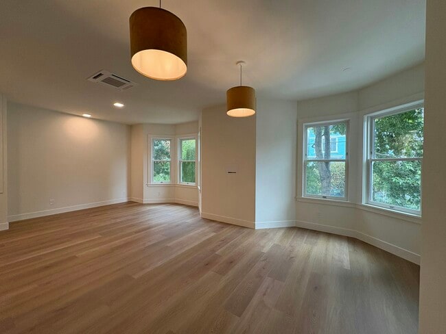 1017 Stanyan St in San Francisco, CA - Building Photo - Building Photo