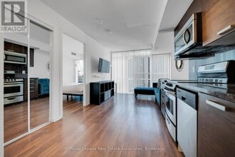 36 Lisgar St in Toronto, ON - Building Photo - Building Photo