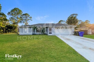 2607 Thomas Ln in North Port, FL - Building Photo