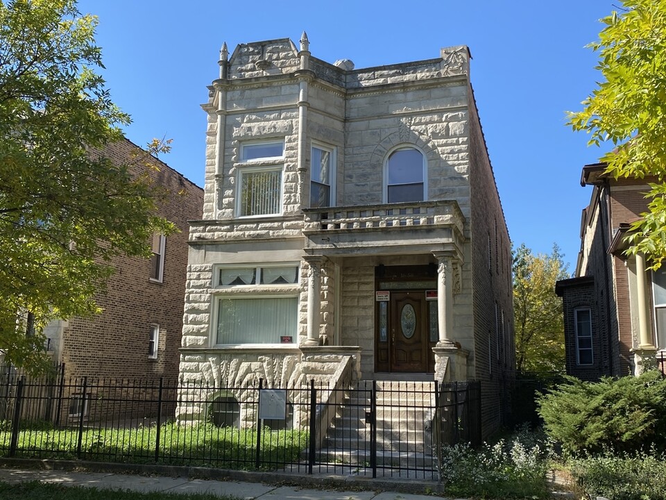 1658 S Millard Ave in Chicago, IL - Building Photo