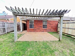1861 Winship Dr in Memphis, TN - Building Photo - Building Photo