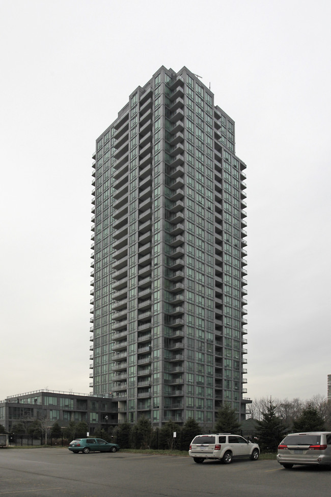 Elle Condo