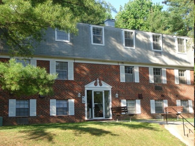 St. Agnes Apartments in St. Louis, MO - Foto de edificio - Building Photo