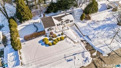 338 Kenwood Ave in Hamden, CT - Building Photo - Building Photo