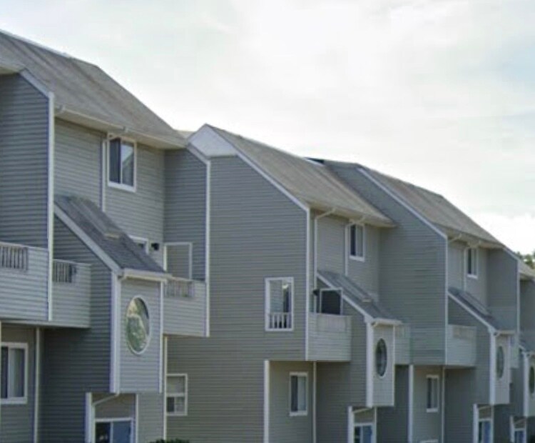 140 North Beacon St, Unit A4 in Boston, MA - Building Photo