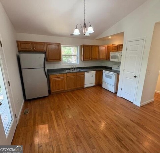 104 Travelers Ln in Clayton, GA - Building Photo - Building Photo