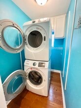 5755 S Meade Ave, Unit 2 in Chicago, IL - Building Photo - Building Photo