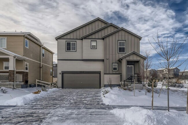 property at 12715 Red Rosa Cir