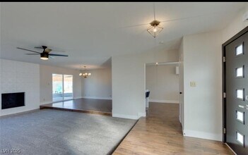 1536 Sombrero Dr in Las Vegas, NV - Building Photo - Building Photo