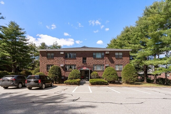 property at 52 Swanson Ct