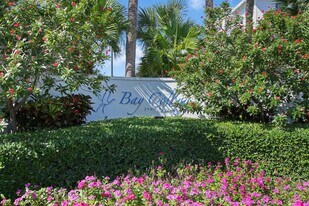 112 Bay Colony Dr N, Unit 112 in Juno Beach, FL - Building Photo