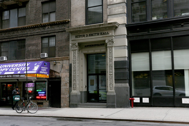 Rufus D. Smith Hall in New York, NY - Foto de edificio - Building Photo