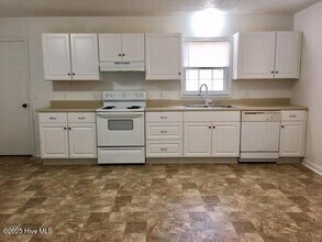 5965 Carolina Beach Rd in Wilmington, NC - Building Photo - Building Photo