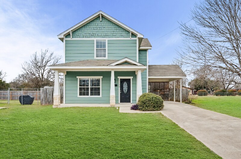 1124 N Penelope St in Belton, TX - Foto de edificio