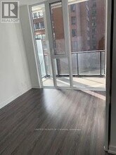 20-520 Edward St in Toronto, ON - Building Photo - Building Photo