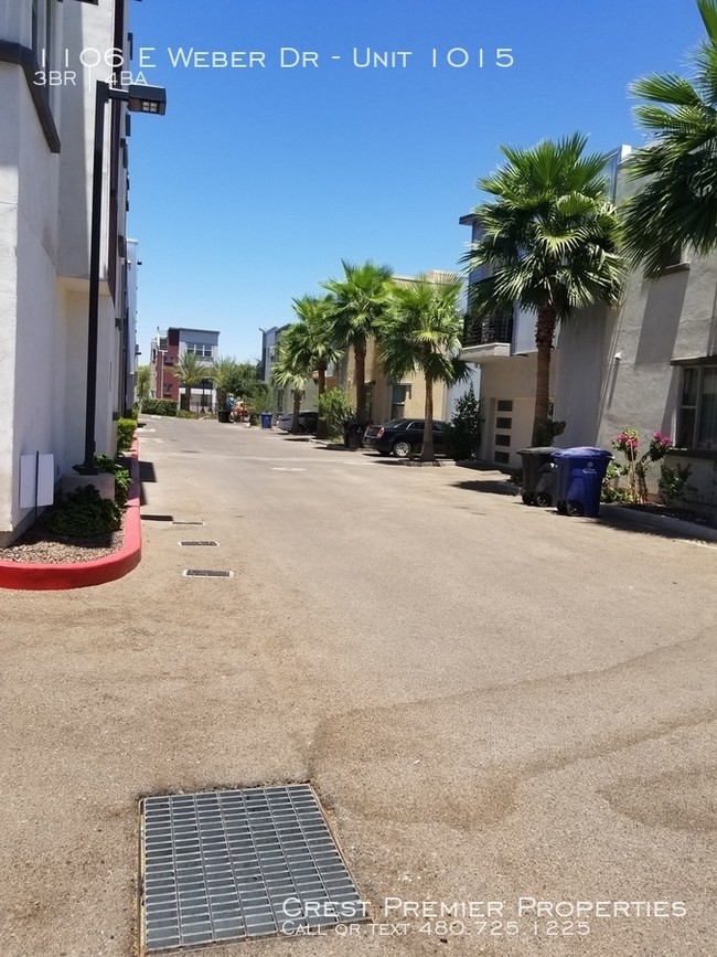 1106 E Weber Dr-Unit -Unit 1015 in Tempe, AZ - Building Photo - Building Photo