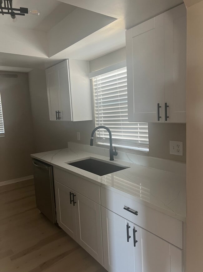 property at 1769 Fairview Shores Dr