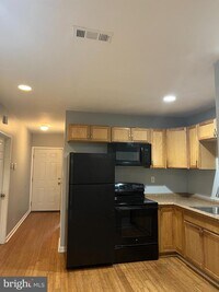 1928 W Diamond St photo'