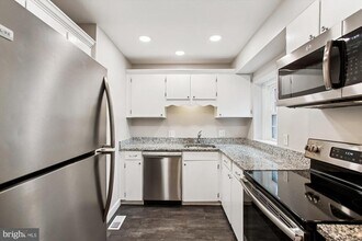 4726 29th St S in Arlington, VA - Building Photo - Building Photo