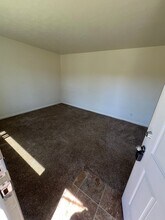 310 McNary Ave NW-Unit -314 in Salem, OR - Building Photo - Building Photo