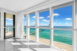 16485 Collins Ave in Sunny Isles Beach, FL - Building Photo - Building Photo