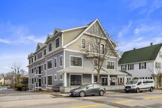 31 Cummins Hwy, Unit 32-2 in Boston, MA - Building Photo - Building Photo