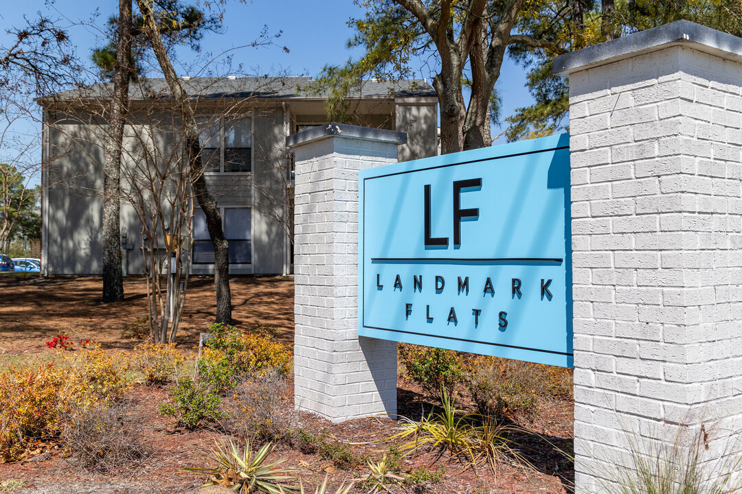 Landmark Flats in Fayetteville, NC - Foto de edificio