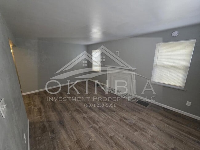 1735 Kensington Dr in Dayton, OH - Building Photo - Building Photo