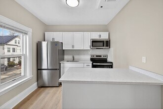 92 Francis St in Everett, MA - Building Photo - Building Photo