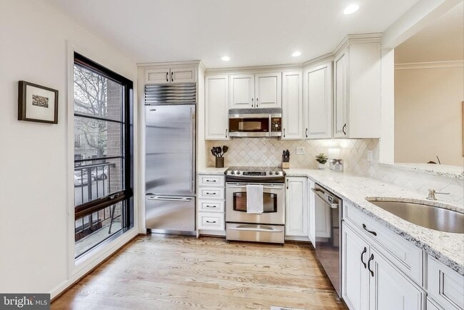 property at 117 Quay St