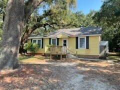 122 E Railroad St in Gulfport, MS - Building Photo