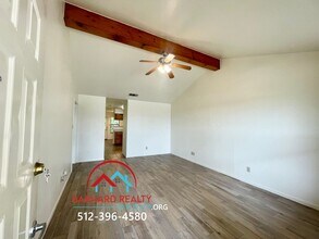 1408A Earle St in San Marcos, TX - Building Photo - Building Photo