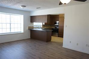 2207 Landmark Ct in Arlington, TX - Building Photo - Building Photo