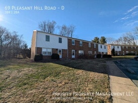 69 Pleasant Hill Rd in Harrisonburg, VA - Building Photo
