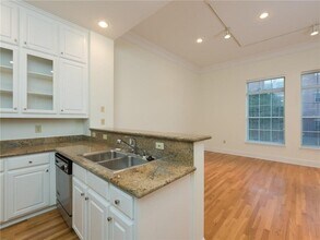 2331 Worthington St in Dallas, TX - Building Photo - Building Photo