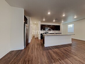 83 Robb Canyon Ln in Henderson, NV - Building Photo - Building Photo