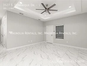 3527 S Dominique Dr, Unit 1 in Pharr, TX - Foto de edificio - Building Photo