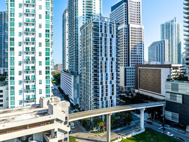 My Brickell in Miami, FL - Foto de edificio - Building Photo