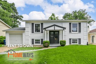 383 Messina Dr in Ballwin, MO - Building Photo