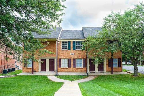 Cross Keys and Woodridge in Lexington, KY - Building Photo