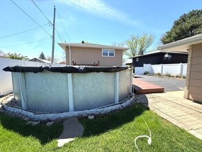 6944 W 106th Pl in Worth, IL - Building Photo - Building Photo