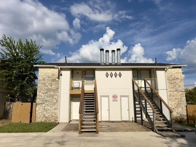 9901 Roxanna Dr in Austin, TX - Building Photo