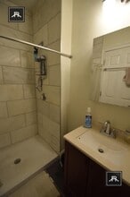 9-11 Winter Hill Rd in Medford, MA - Building Photo - Building Photo
