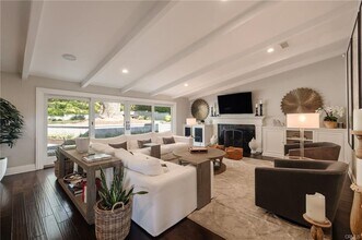 5433 Castle Knoll Rd in La Cañada Flintridge, CA - Building Photo - Building Photo